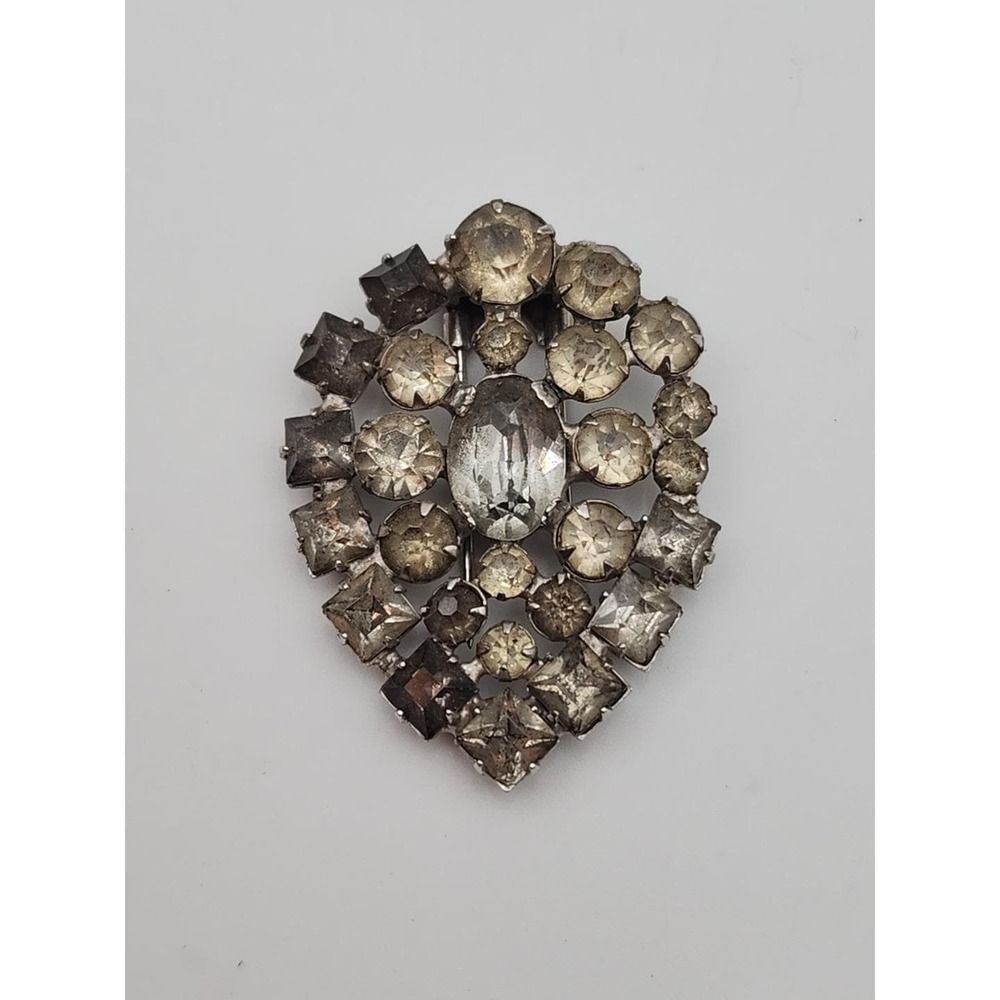 Vintage Kramer of New York Gray & Clear Rhinestone‎ - Fur Clip Brooch